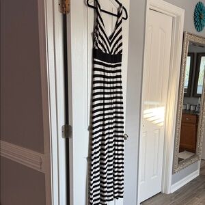 Ann Taylor Black and White Chevron Dress